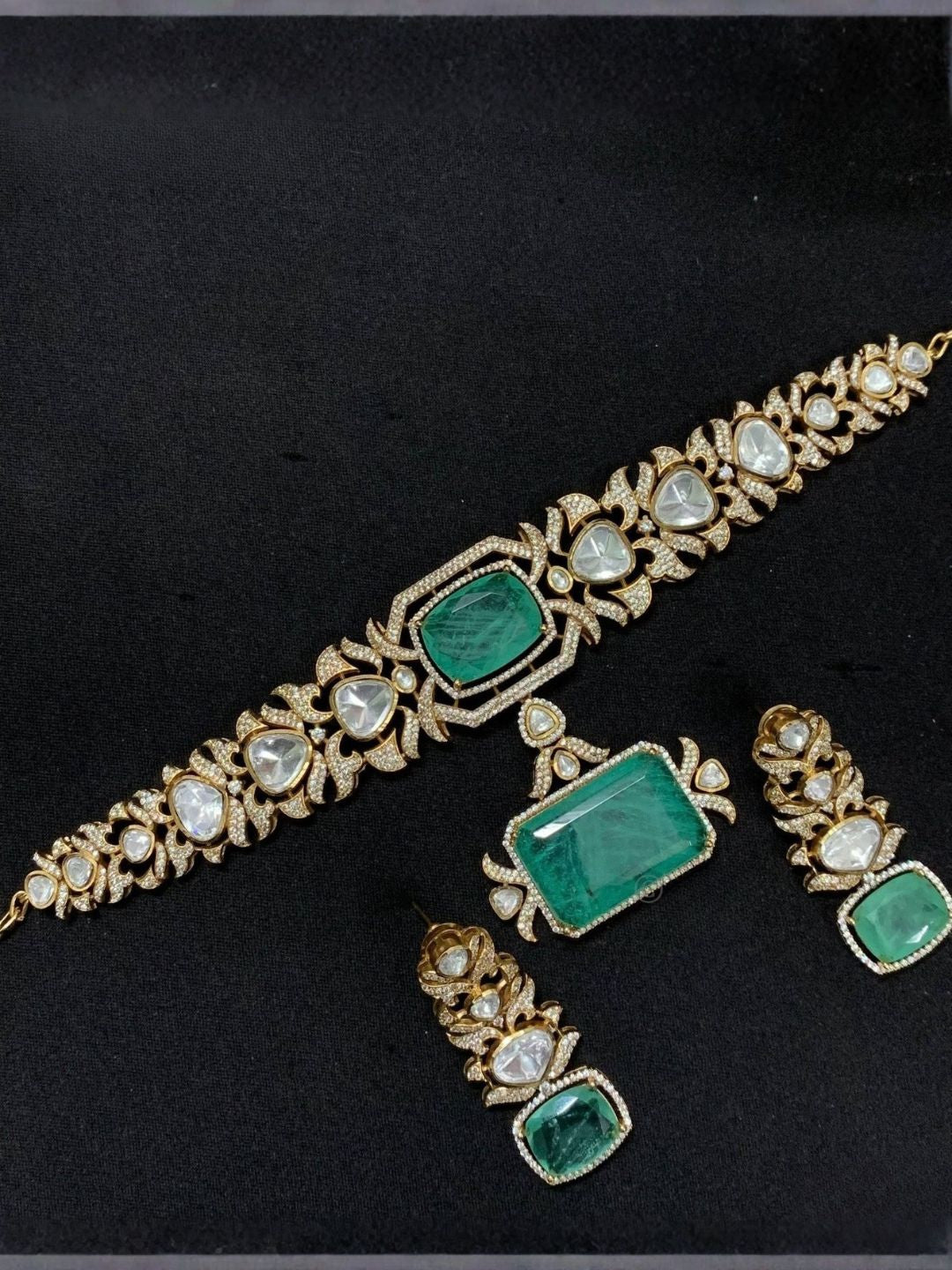 Ishhaara Exclusive Hand Crafted Doublet Choker Necklace