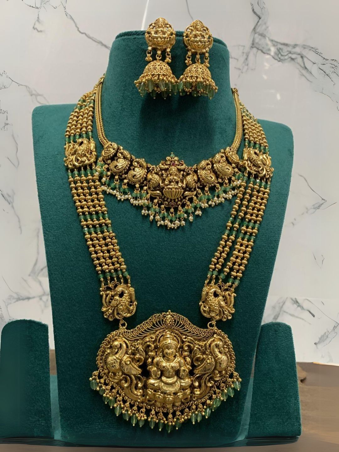 Ishhaara Exclusive Lakshmi Pendant And Gold Beaded Necklace