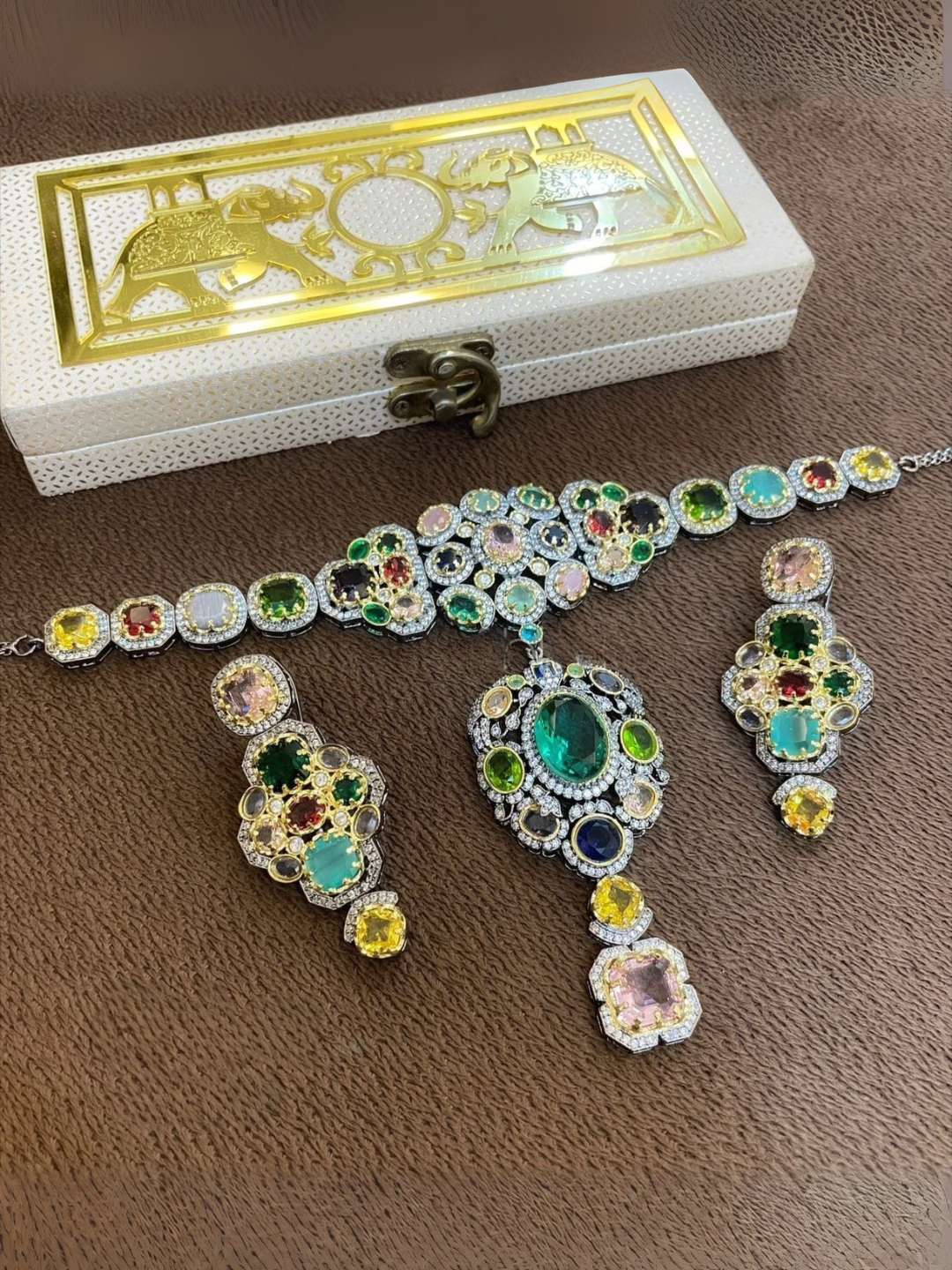 Ishhaara Exclusive Sabyasachi Inspired Bridal Necklace