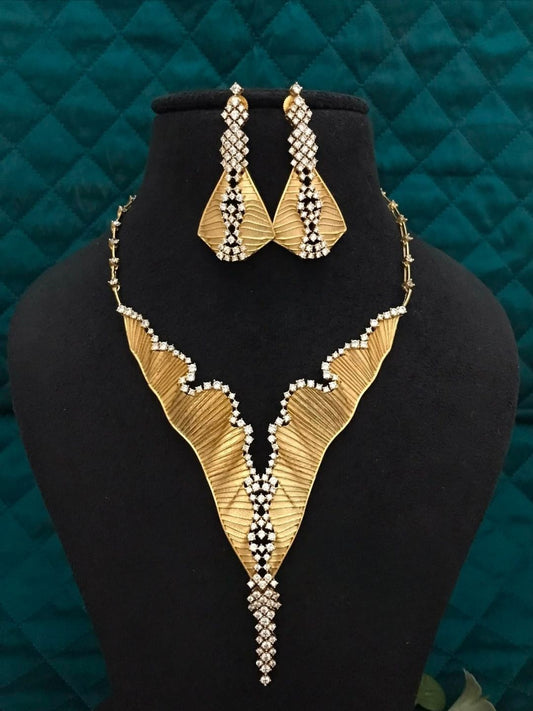 Ishhaara Exquisite American Diamond Statement Necklace