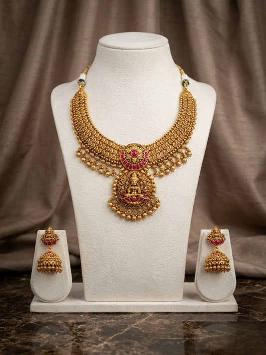 Ishhaara Exquisite Nagas Matte Gold Necklace