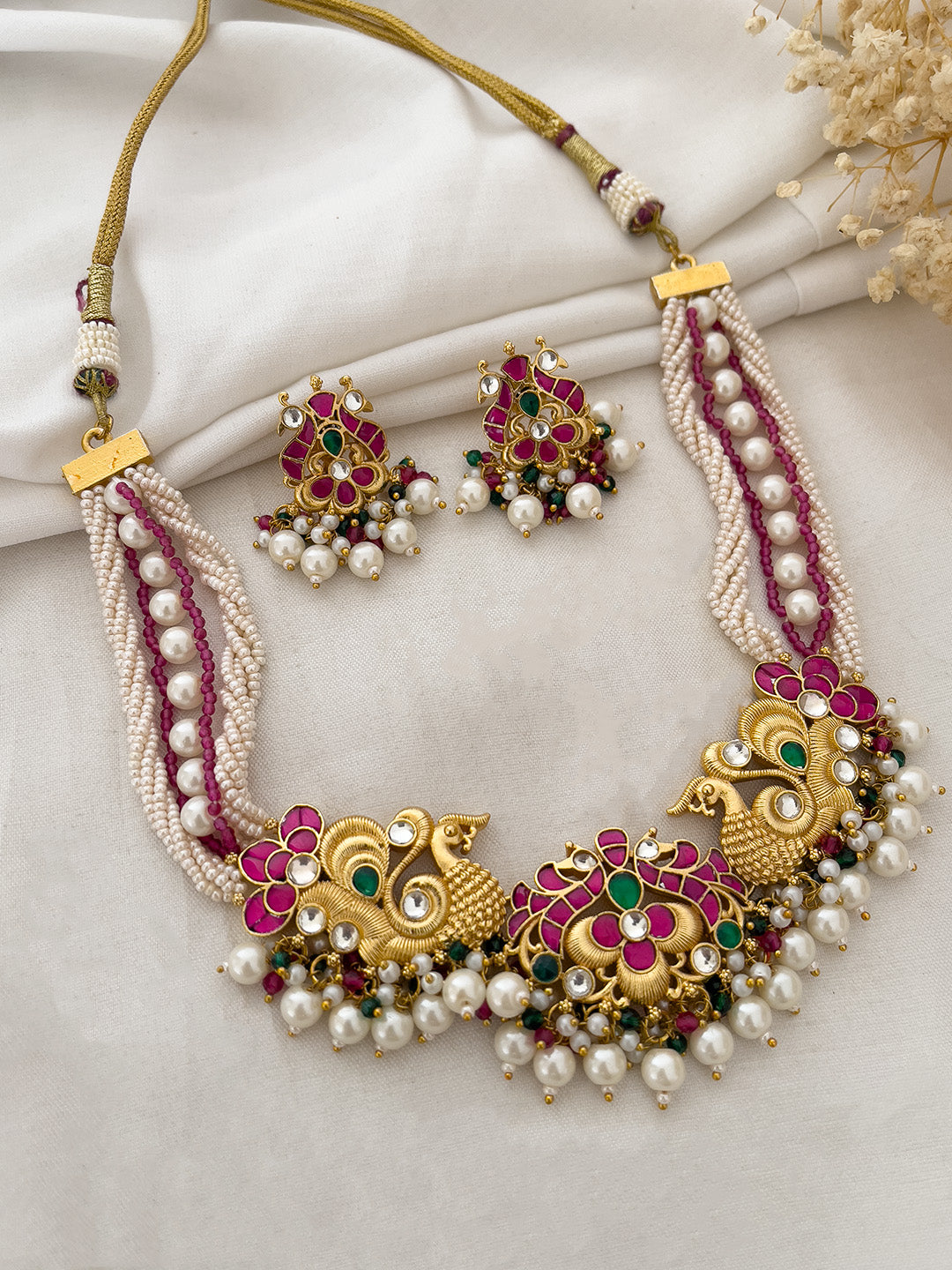 Ishhaara Exquisite Pachi Kundan Gold Plated Necklace Set