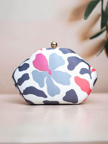 Ishhaara Fabricated Floral Clutch