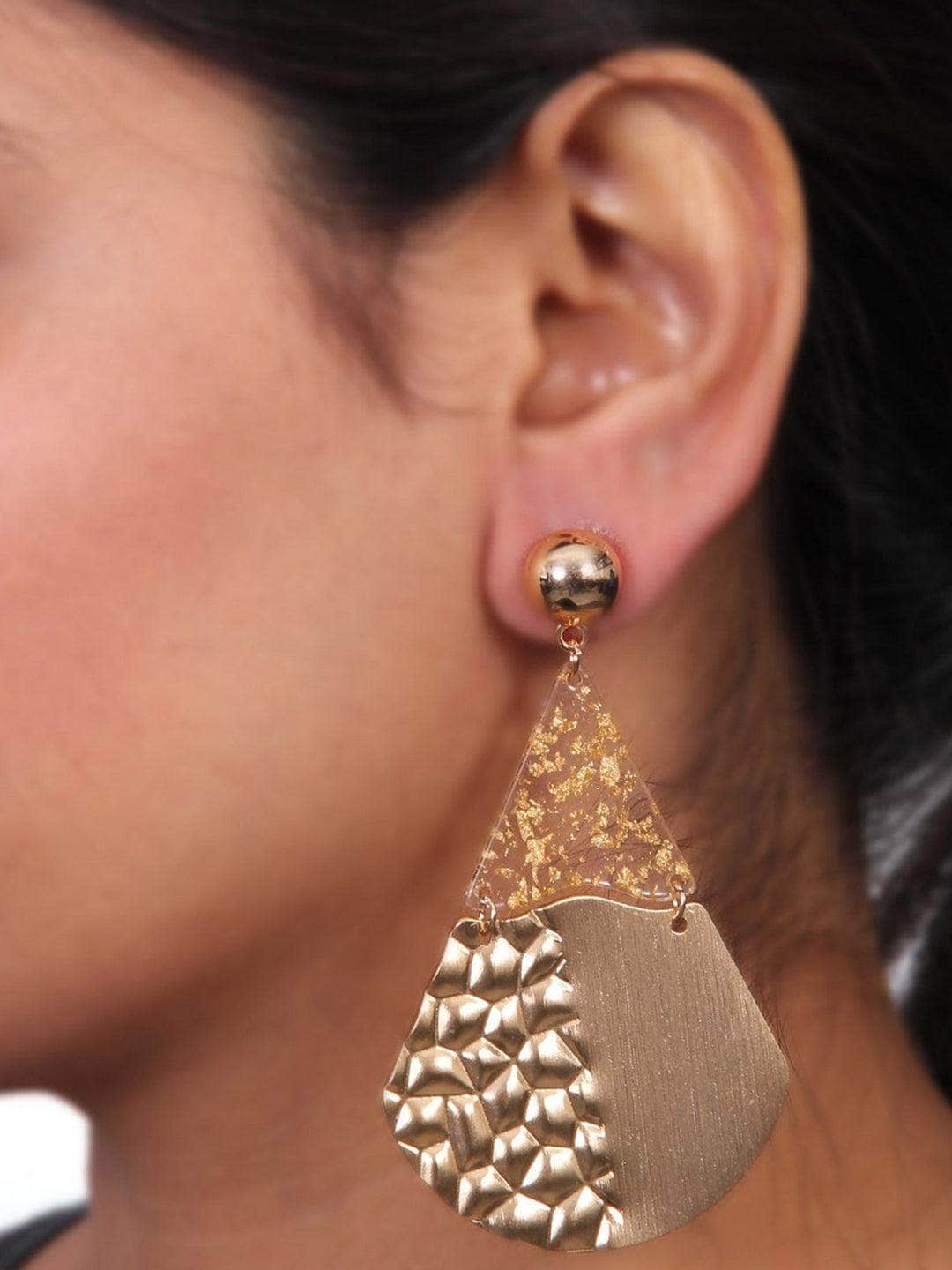 Ishhaara Fan Earrings - Gold