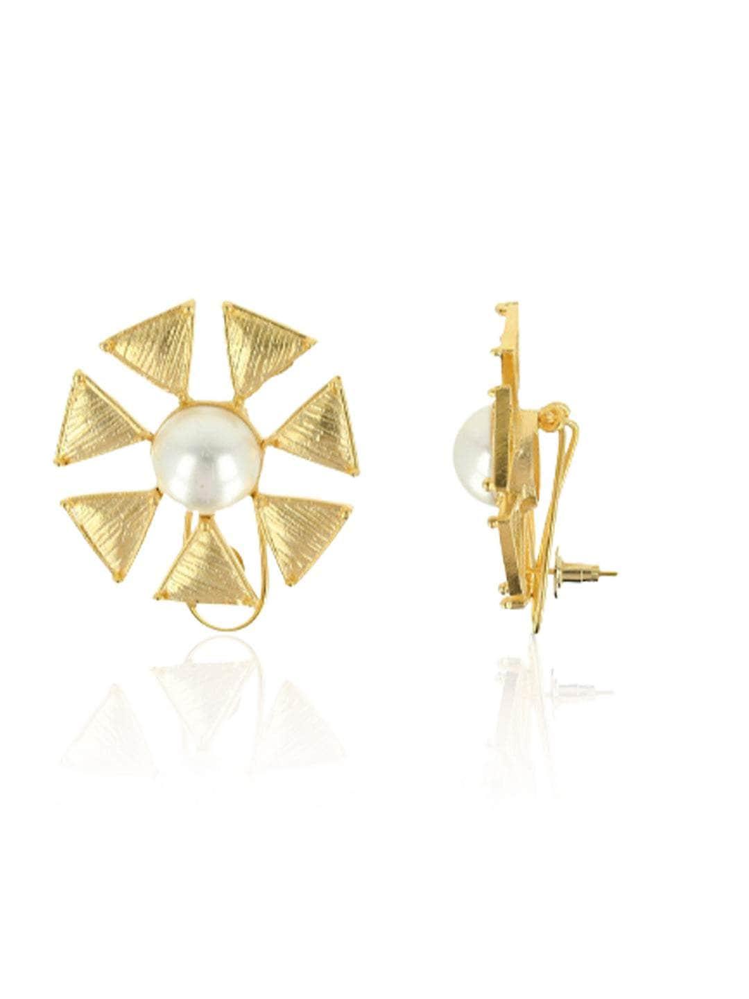 Ishhaara Fan Pearl Stud Clip Earrings