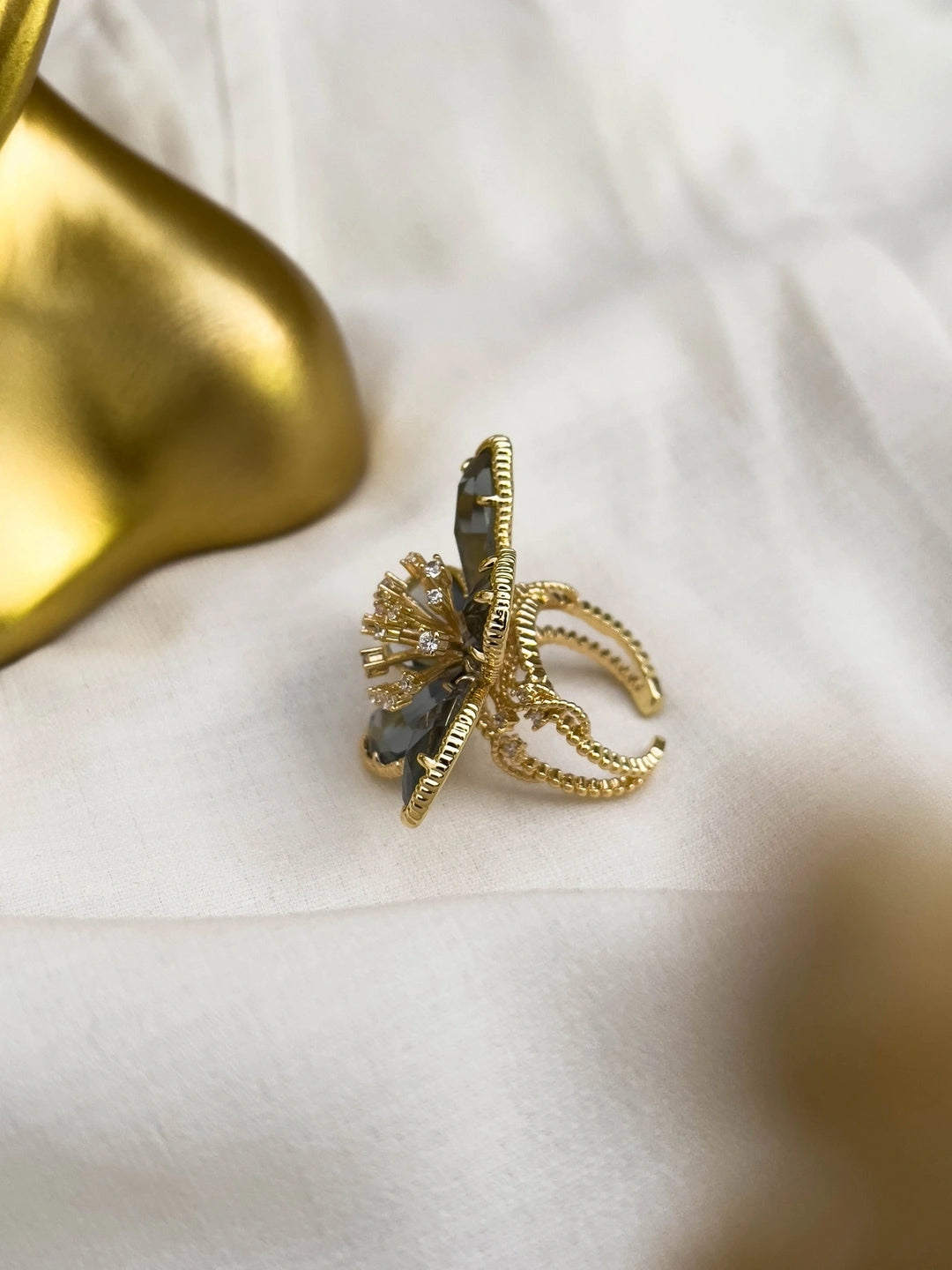 Ishhaara Fashion Crystal Adjustable Rings