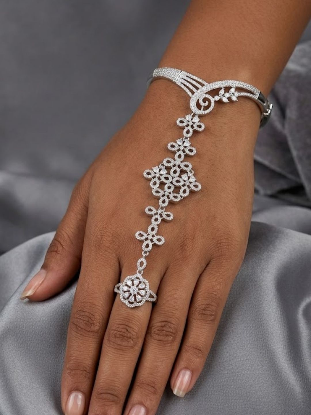 Ishhaara Faux Diamond Hathphool