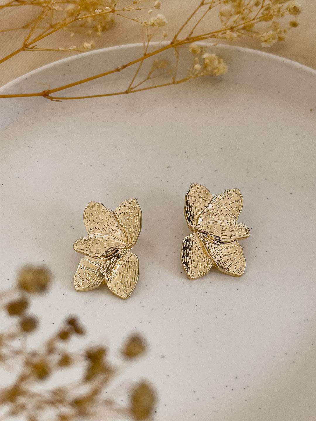 Ishhaara Faux Pearl & Rhinestone Butterfly Decor Stud