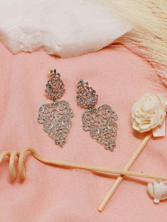 Ishhaara Filigree Chandelier Earrings Silver