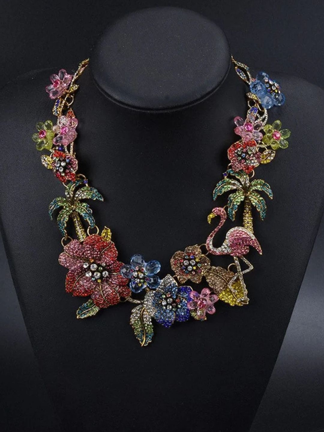 Ishhaara Flora Flame Necklace