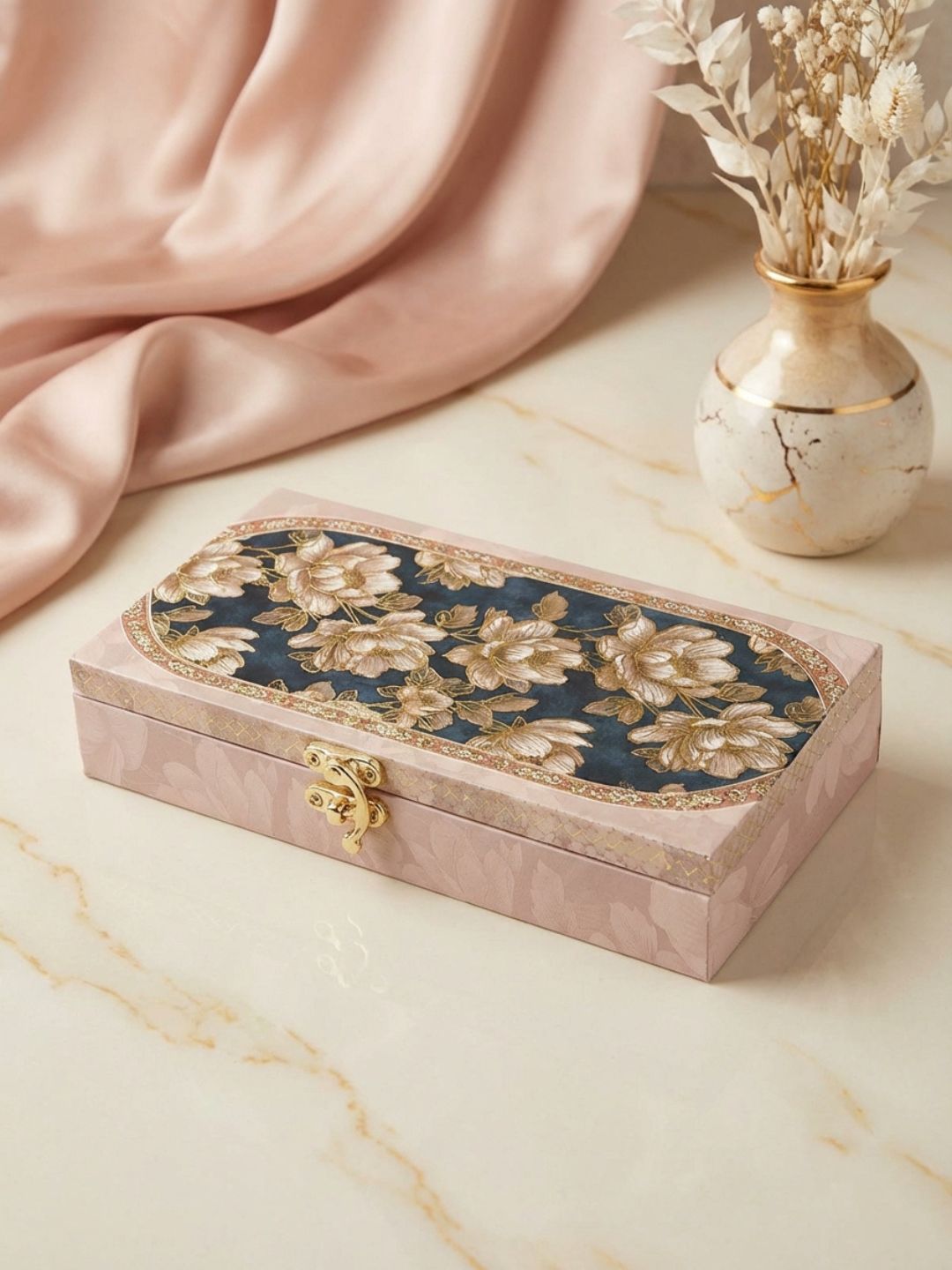 Ishhaara Floral Designed Shagun Box