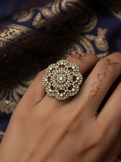 Ishhaara Floral Motif Kundan Ring