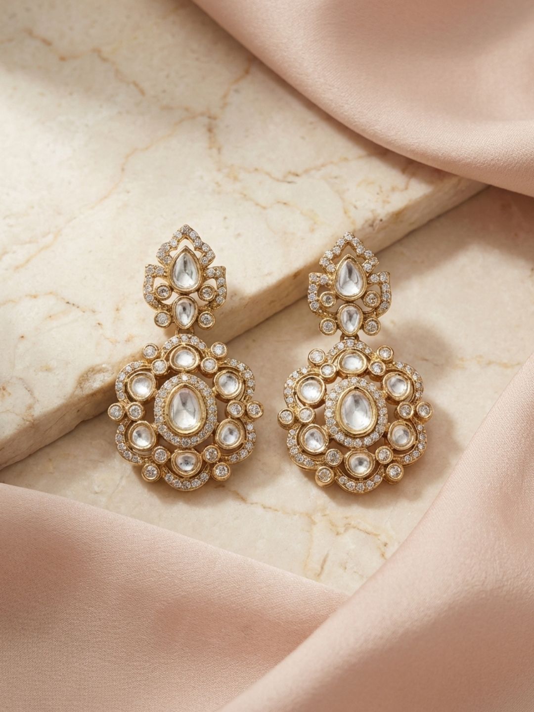 Ishhaara Floral Shaped Polki Earring