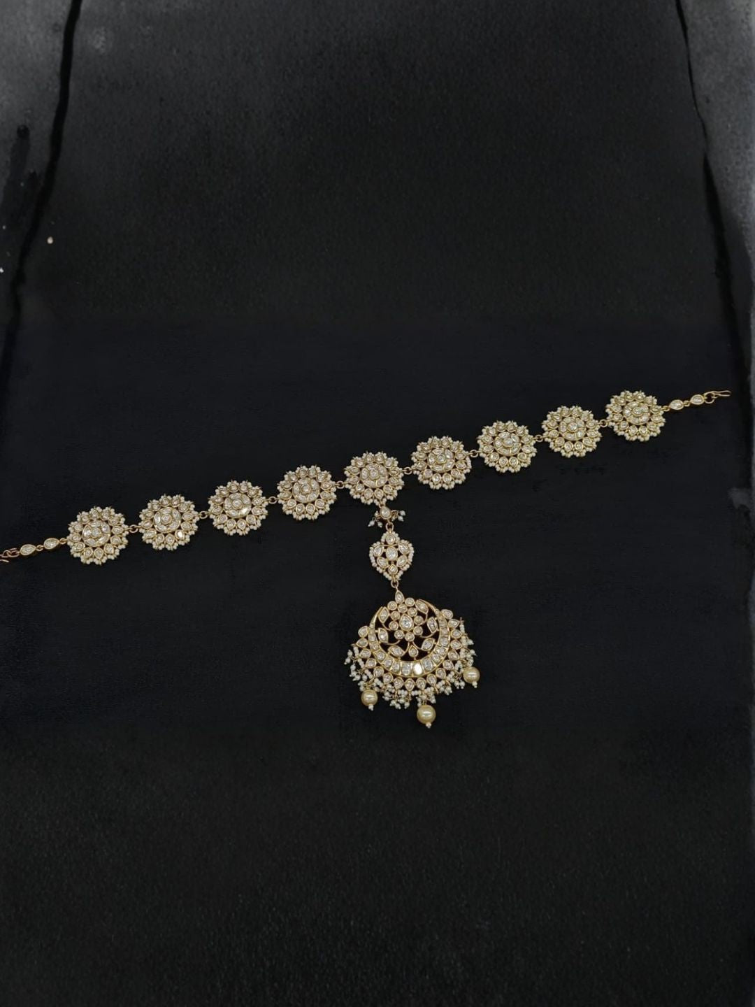Ishhaara Flower Shaped Polki Sheeshpatti