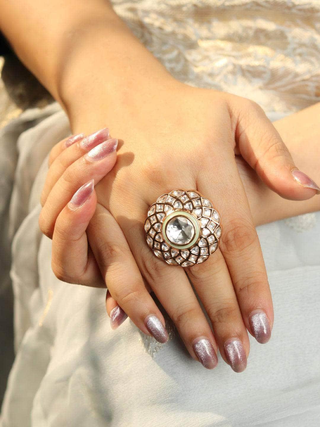 Ishhaara Flower Stone Ring