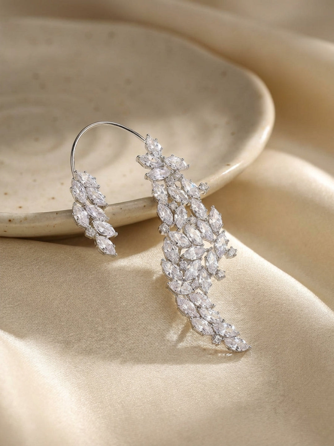 Ishhaara Frostfire Earring