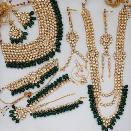 Ishhaara Full Bridal Green Necklace Set