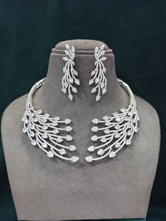 Ishhaara Fusion Diamond Necklace Set