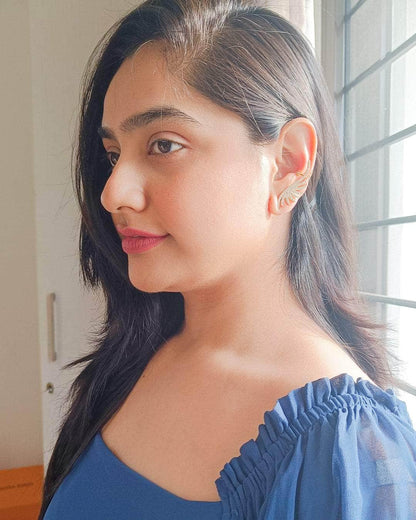 Ishhaara Gabriel Angel Wing Ear Climber