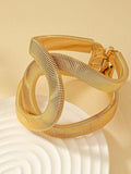 Ishhaara Gauri Khan In Courageous Coil Bracelet