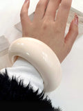 Ishhaara Geometric Chunky Resin Bangle