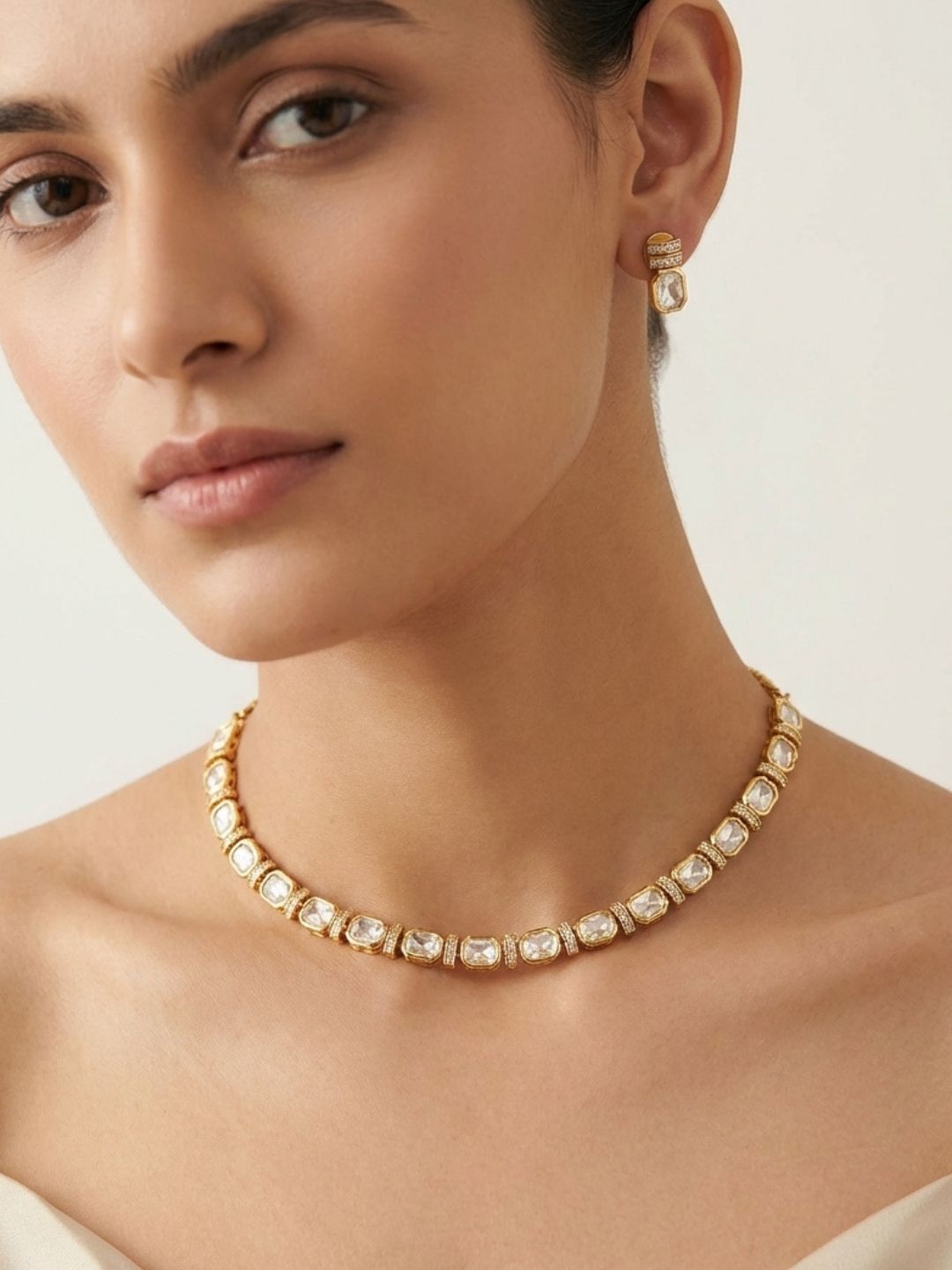 Ishhaara Geometric Cutwork Necklace Set