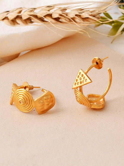 Ishhaara Geometric Textured Hoop Huggies