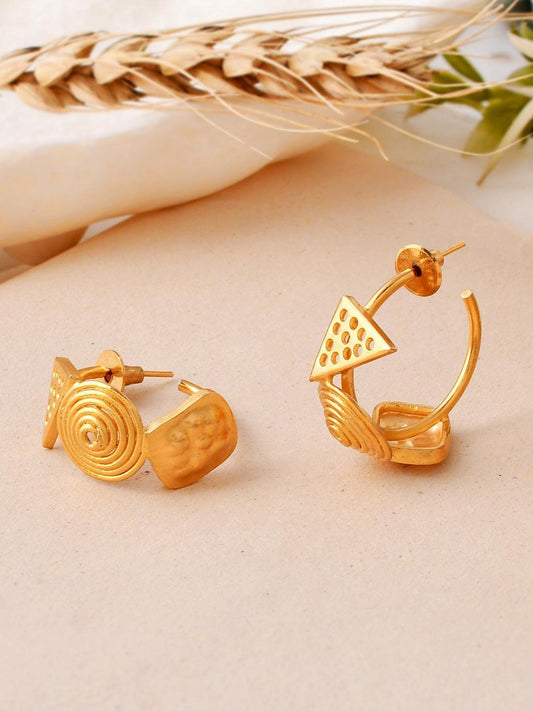 Ishhaara Geometric Textured Hoop Huggies