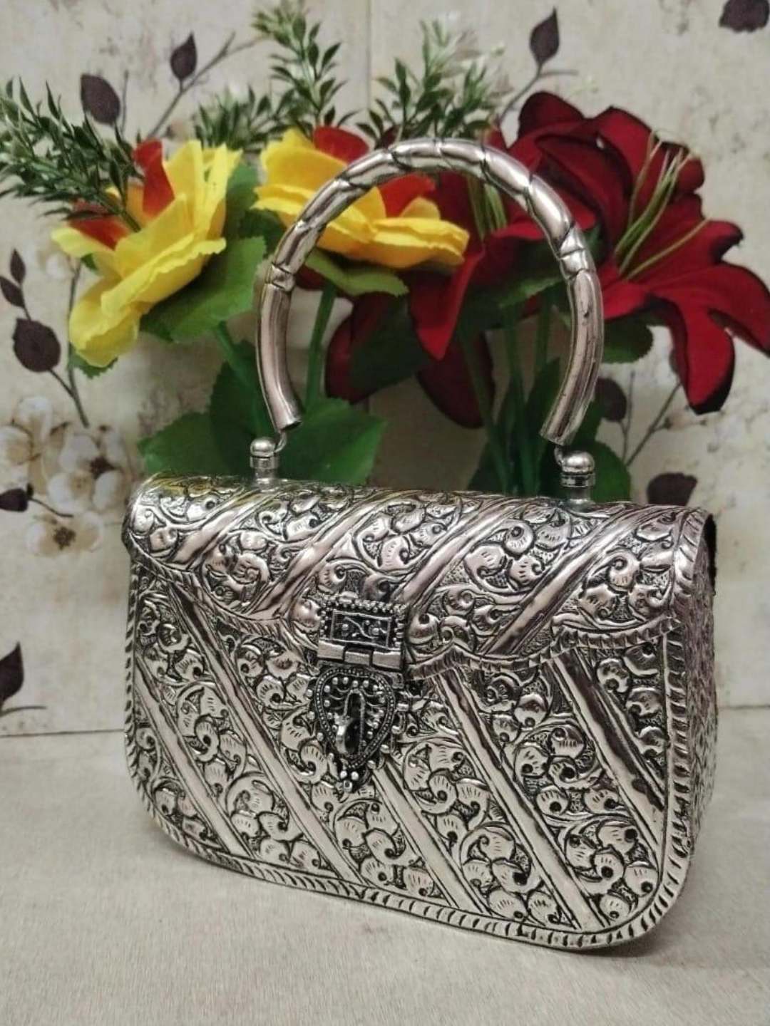 Ishhaara German Silver Bridal Clutch Bag