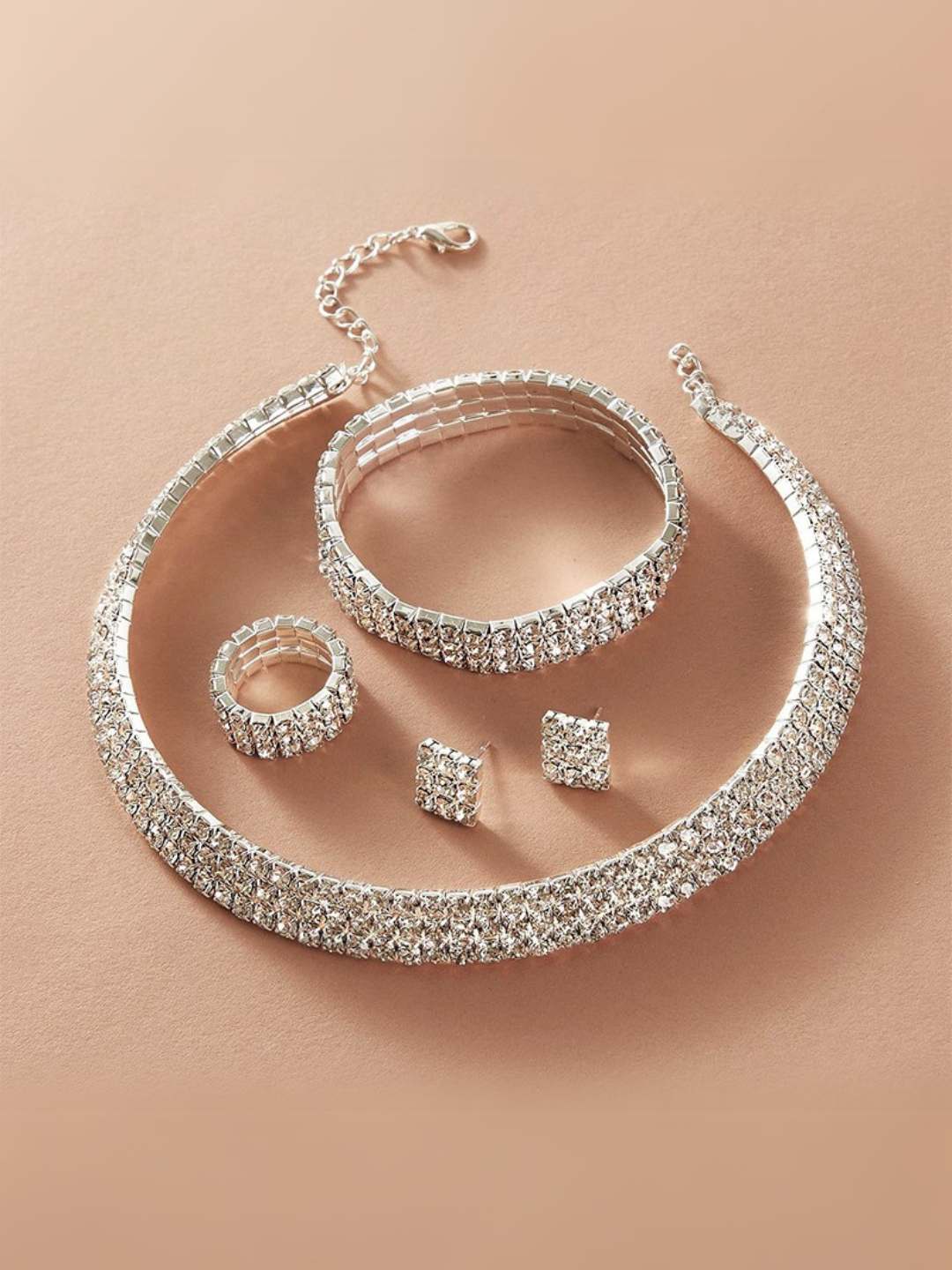 Ishhaara Glamorous Stone Studded Choker Set