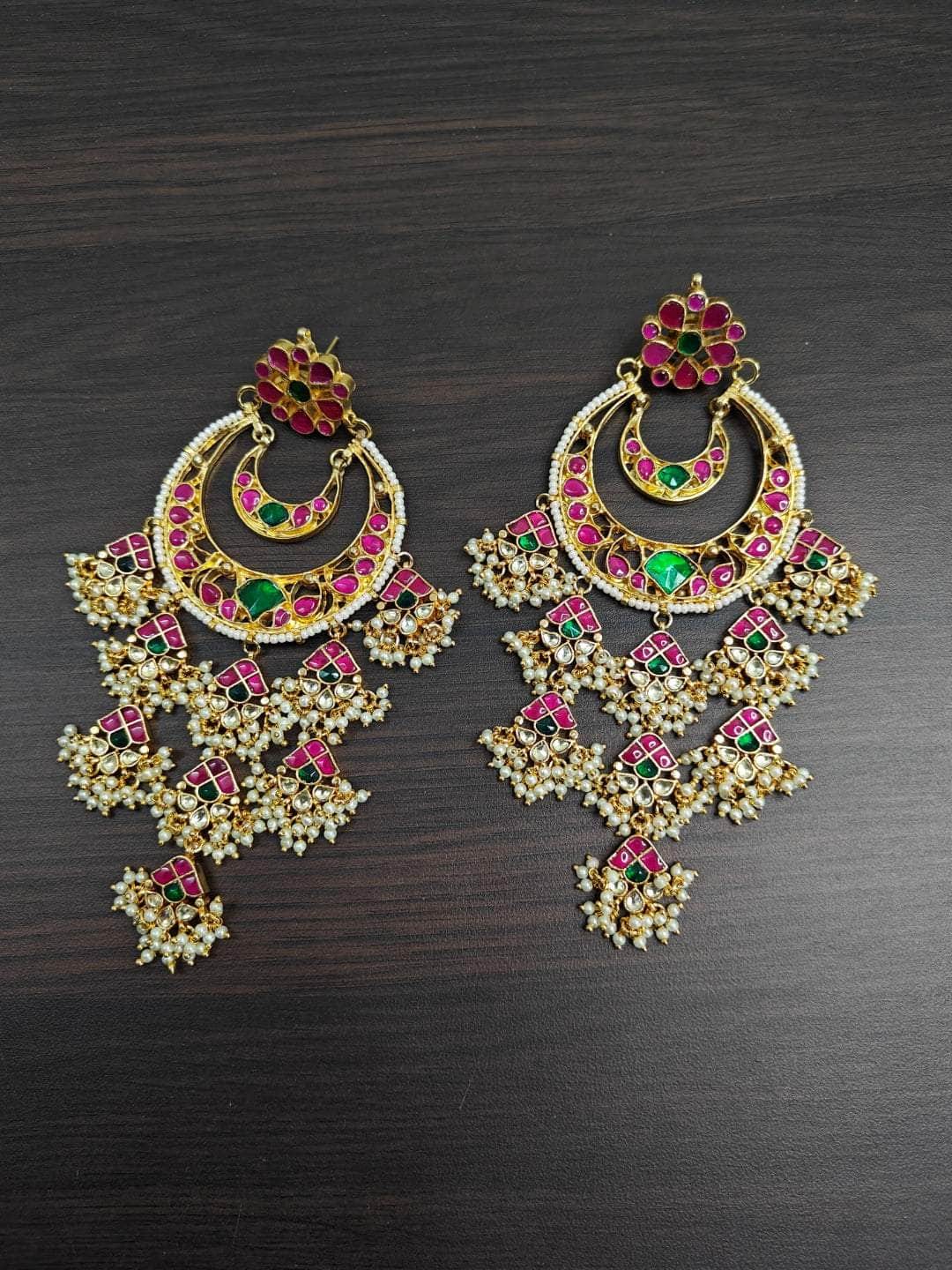 Ishhaara Gleaming Kundan earring set