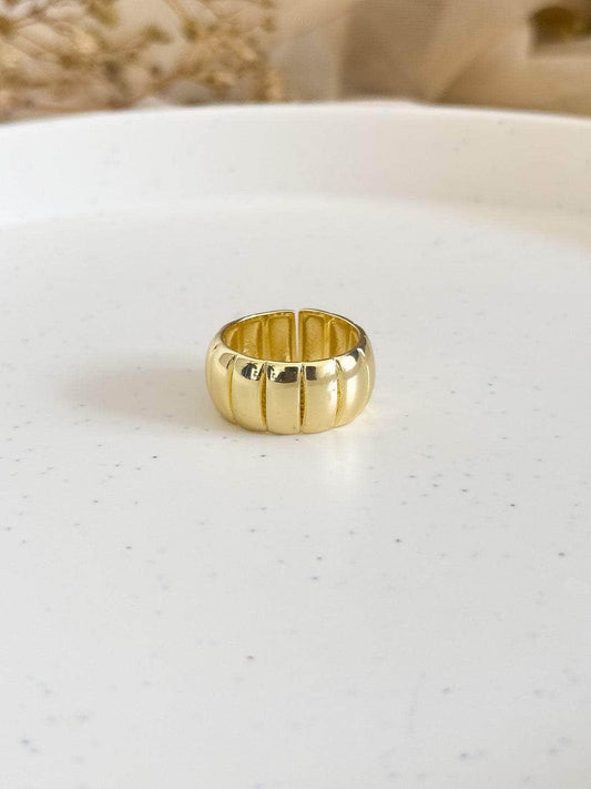 Ishhaara Gold Chunky Statement Ring