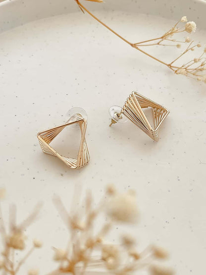 Ishhaara Gold Dawn Earrings