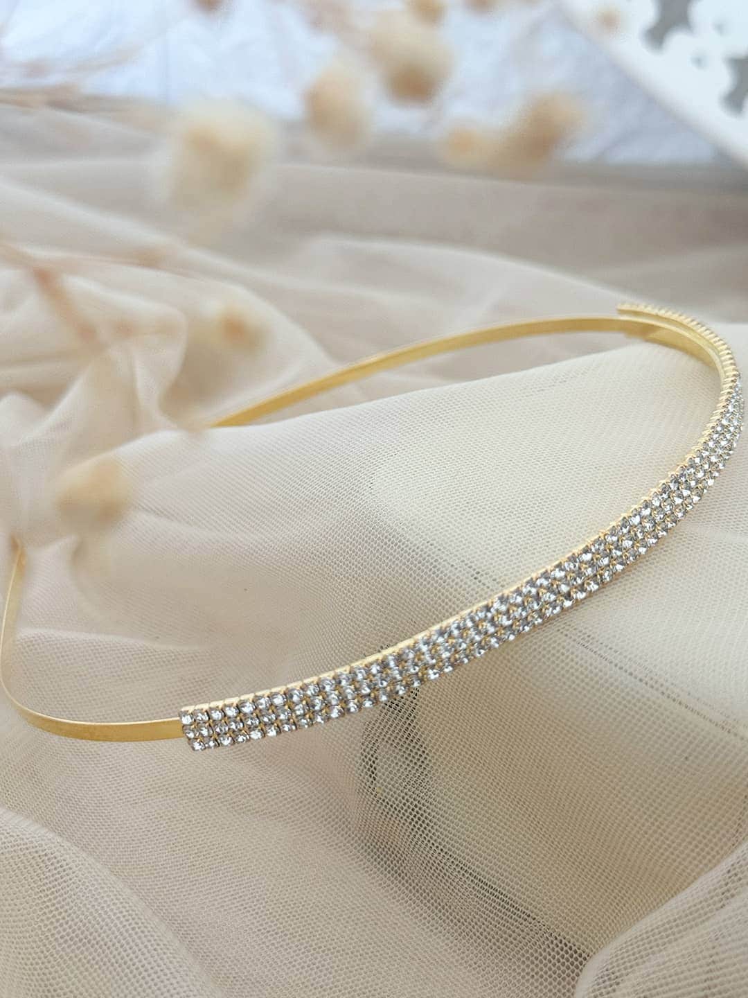 Ishhaara Gold Diamond Hairband