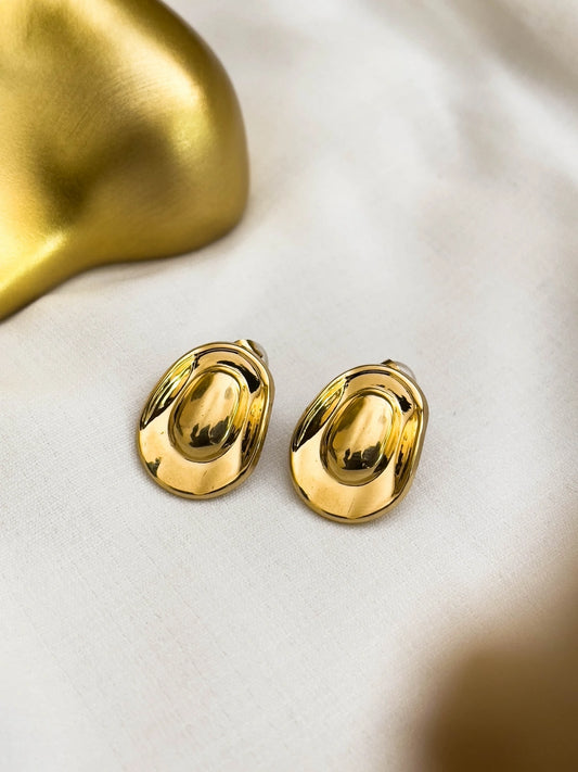 Ishhaara Gold Disc Earrings