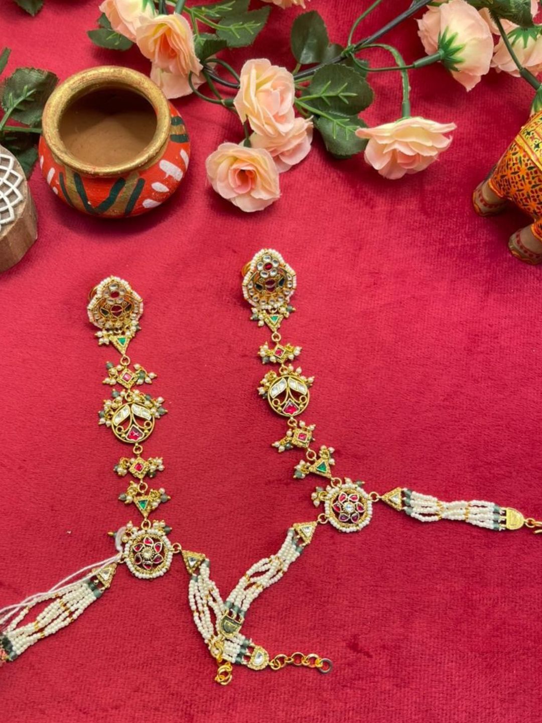 Ishhaara Gold Finish Jadau Kundan Pearl Hathphool