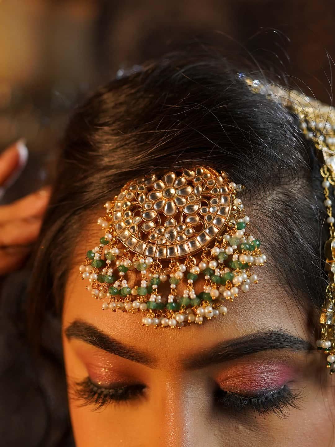 Ishhaara Gold Finish Kundan Polki And Green Beaded Maangtikka