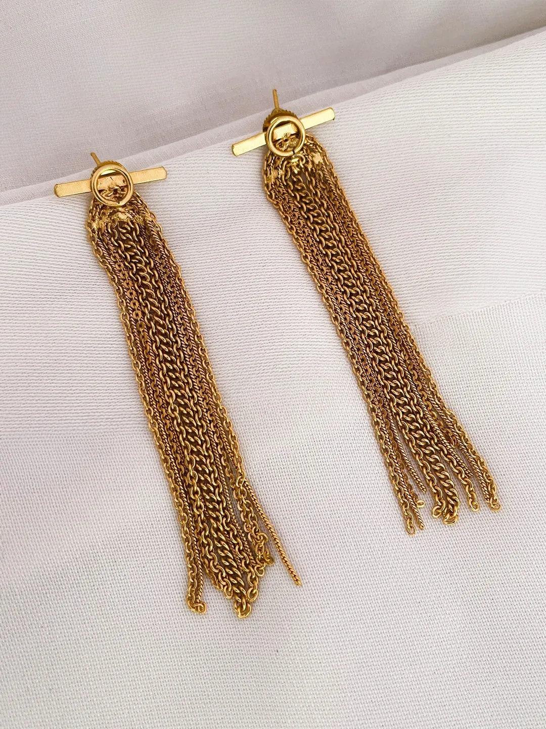 Ishhaara Gold Fringe Clip On Earrings