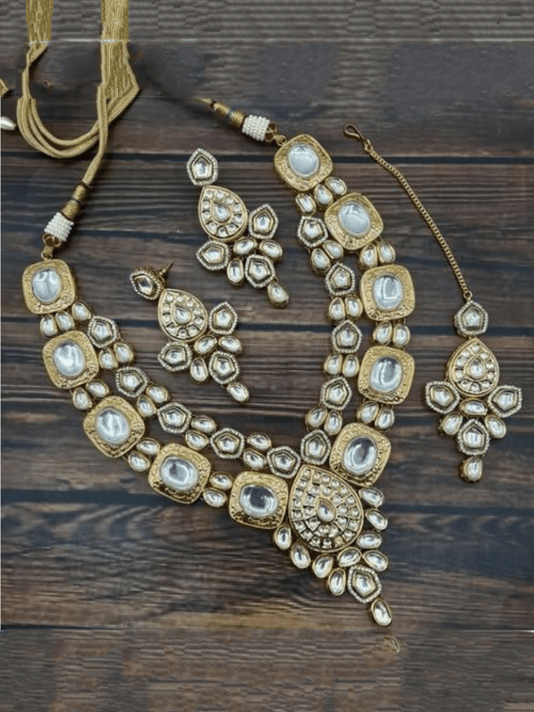 Ishhaara Intiricate Meena Kundan Set