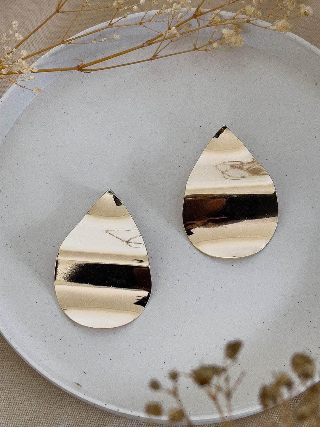 Ishhaara Gold Leaf Earrings