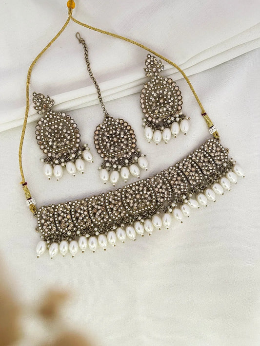 Ishhaara Gold Necklace Set With Chandbali Earrings And Tikka