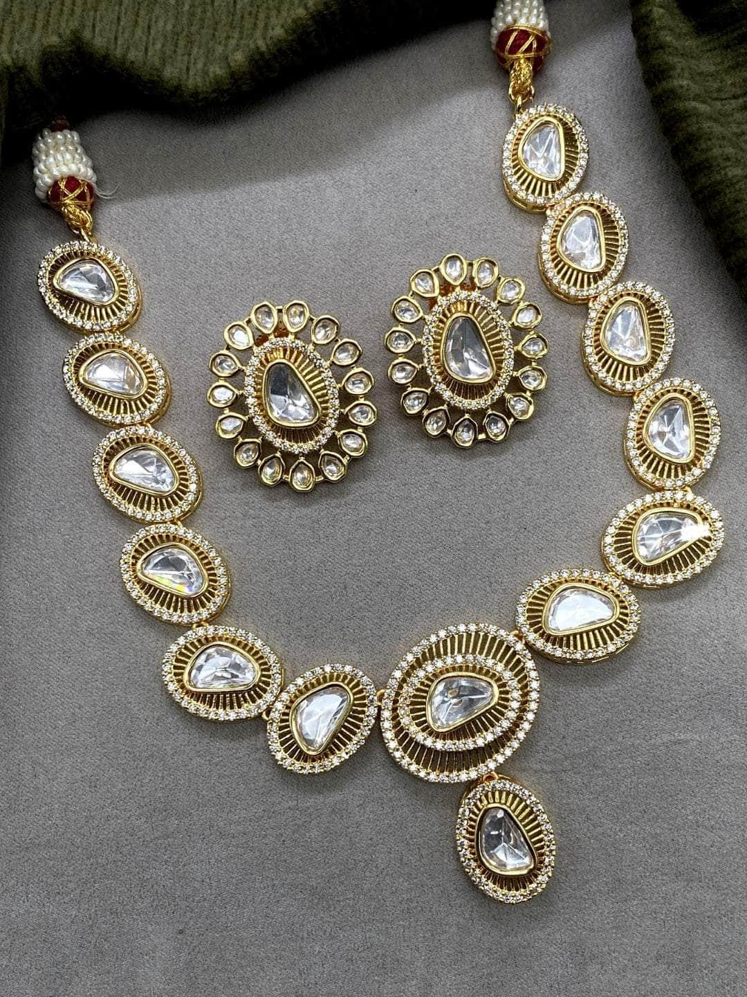 Ishhaara Gold Opulent Kundan Necklace
