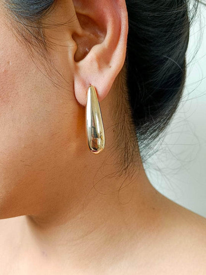 Ishhaara Gold Oval Teardrop Earrings