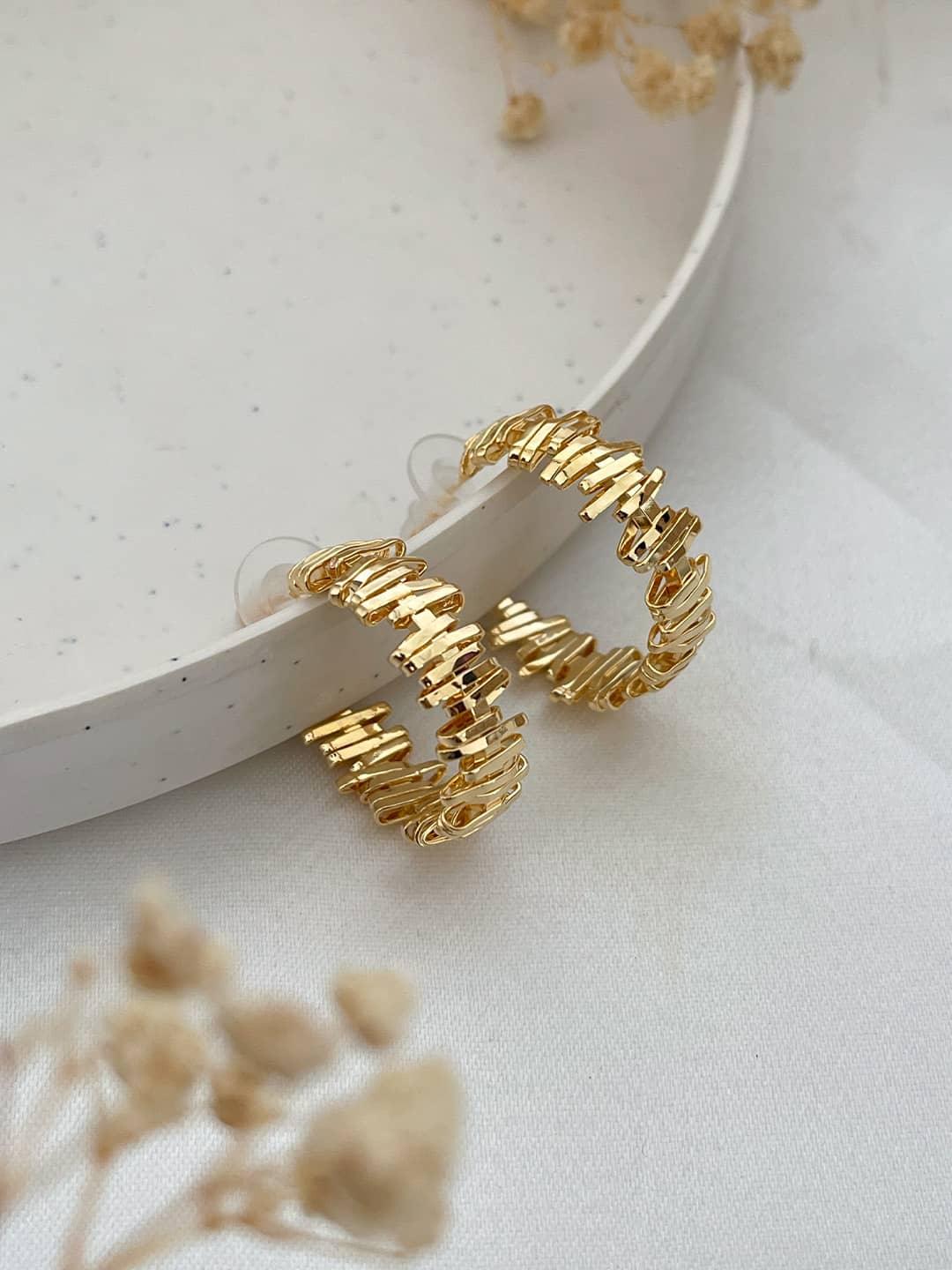 Ishhaara Gold Pin Earrings
