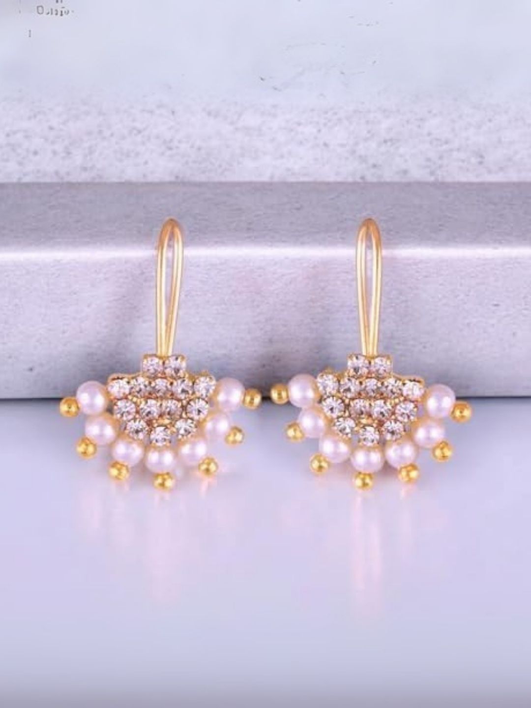 Ishhaara Gold Plated Bugadi And Pearl Earrings