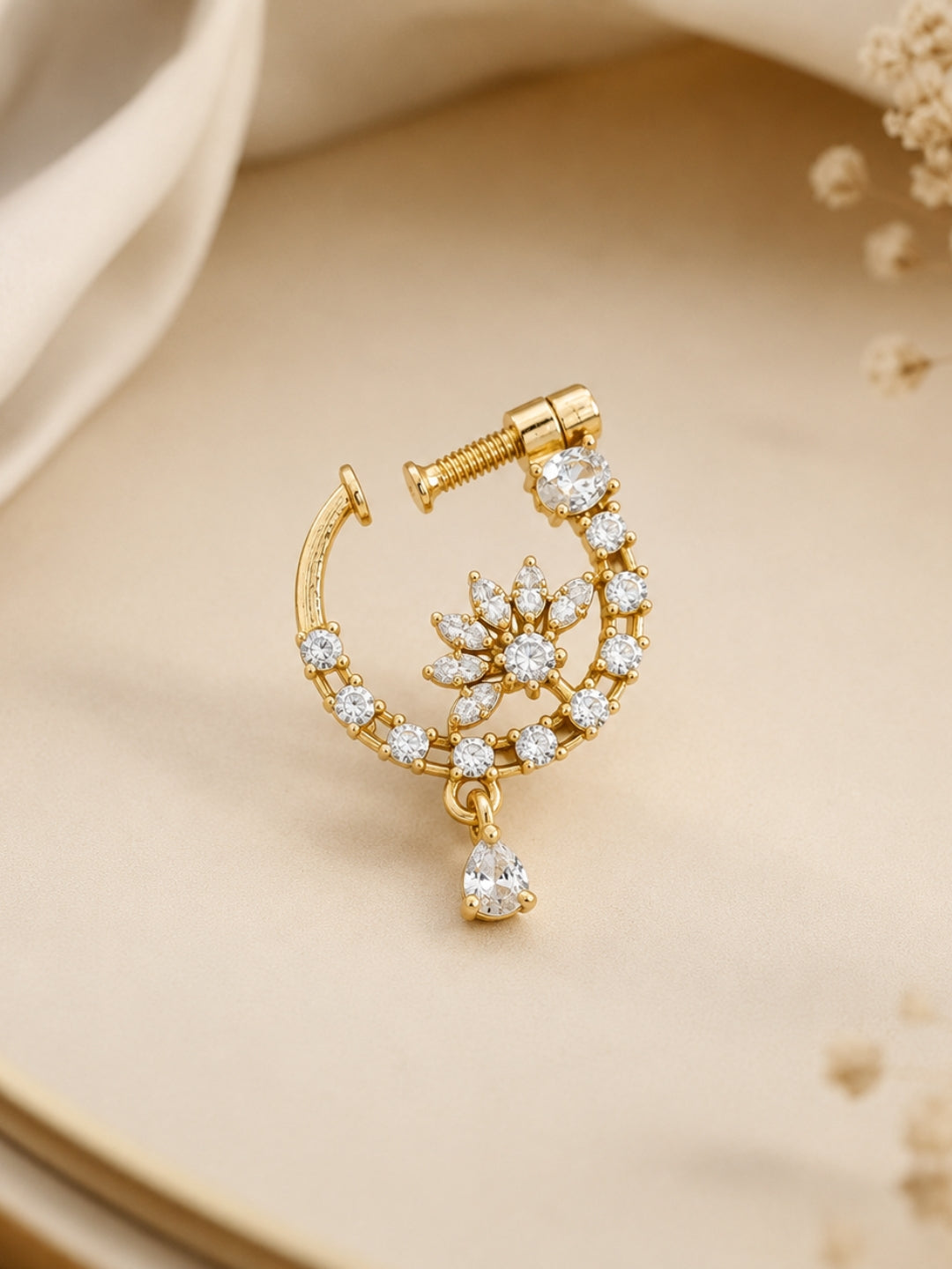Ishhaara Gold Plated Nose Pin