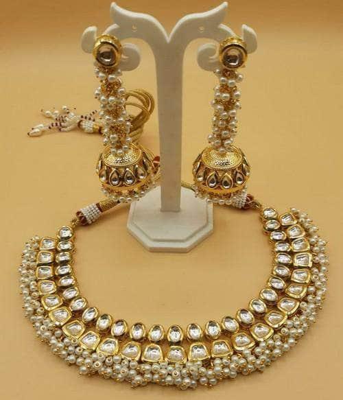 Ishhaara Simple Kundan Choker With Long Jumki