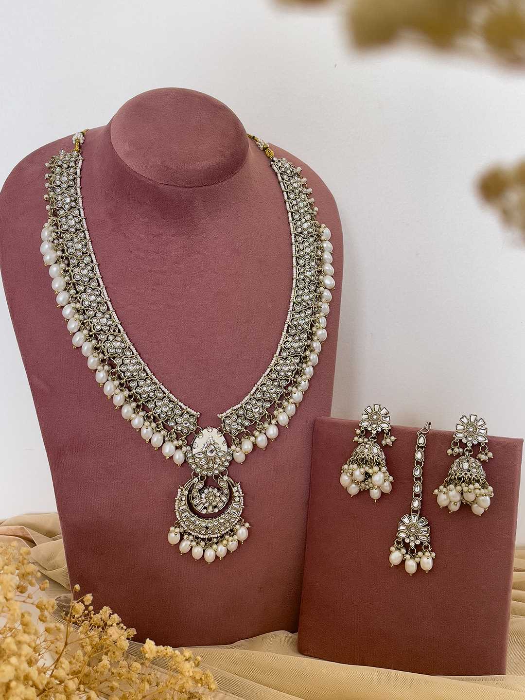 Ishhaara Gold Tone Kundan Pearl Choker