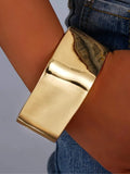 Ishhaara Gold Toned Geometric Bangle Bracelet