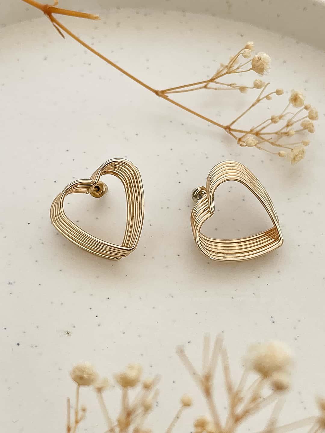 Ishhaara Gold Toned Layered Geometric Heart Stud Earrings